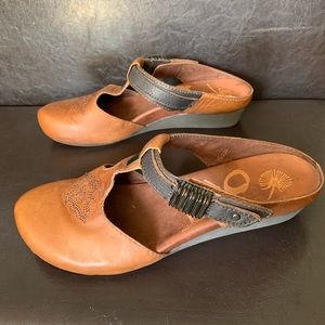 OTBT Brown Leather Streams Slip-on Wedge Mules 11